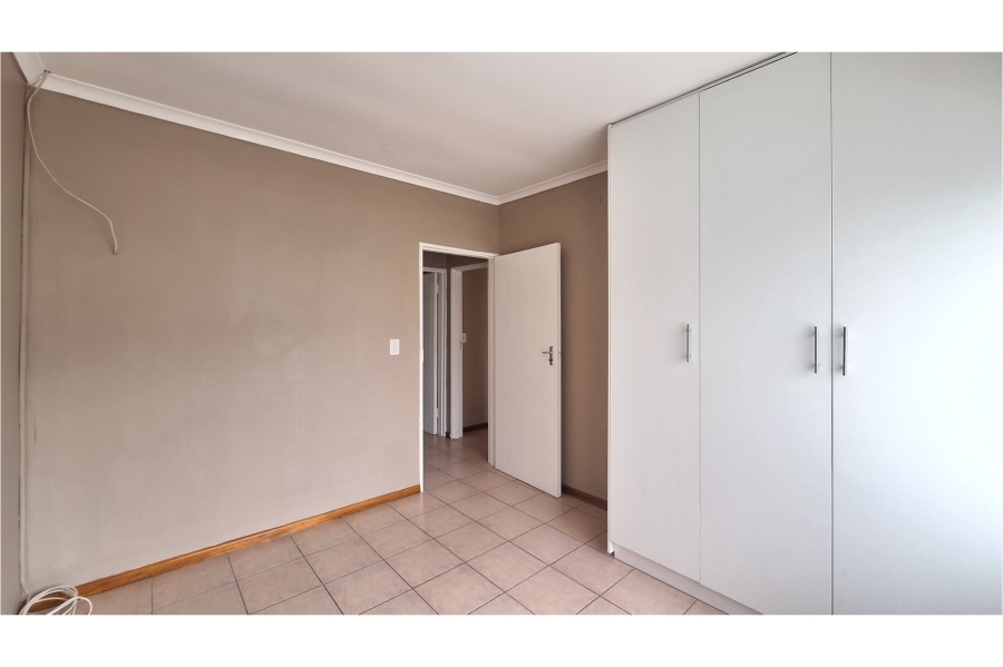 3 Bedroom Property for Sale in Middedorp Western Cape